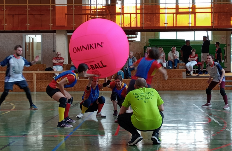 Kin Ball Argentan 6-8